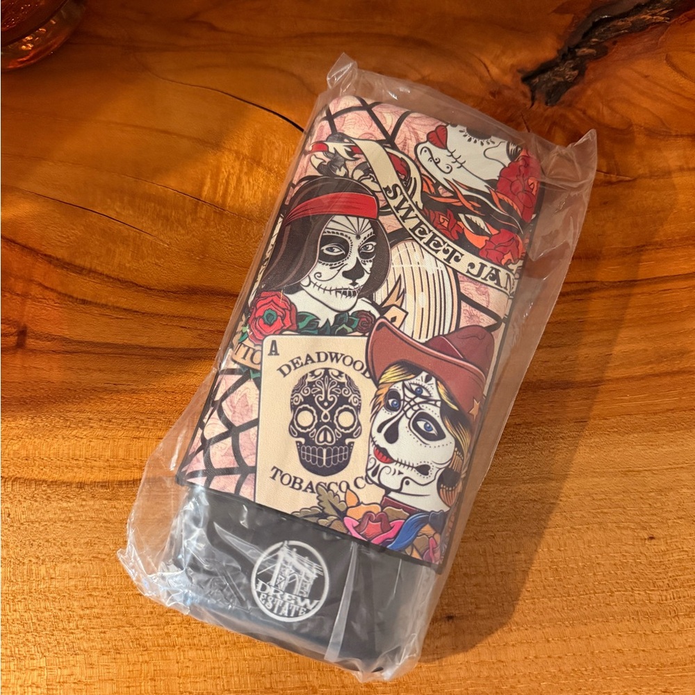 Drew Estate Deadwood “Yummy Bitches” 3 Finger Cigar Case